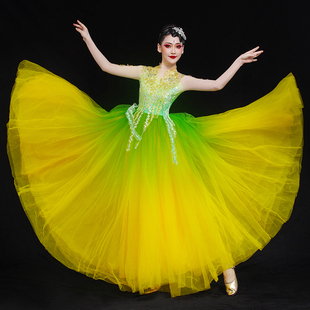 在希望 田野上歌伴舞开场舞大摆裙演出服大气大型舞台舞蹈舞台女