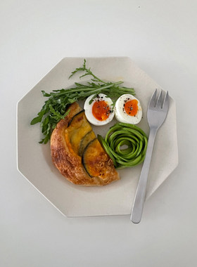 Fineliving-手工制 白色粗陶釉下彩 八角形早餐盘家用餐具 侘寂风