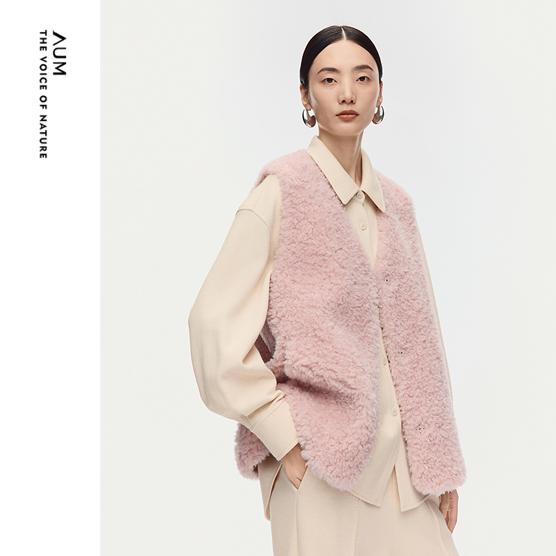 【商场同款】AUM噢姆2025年冬季新款机织羊毛无袖V领宽松马甲外套