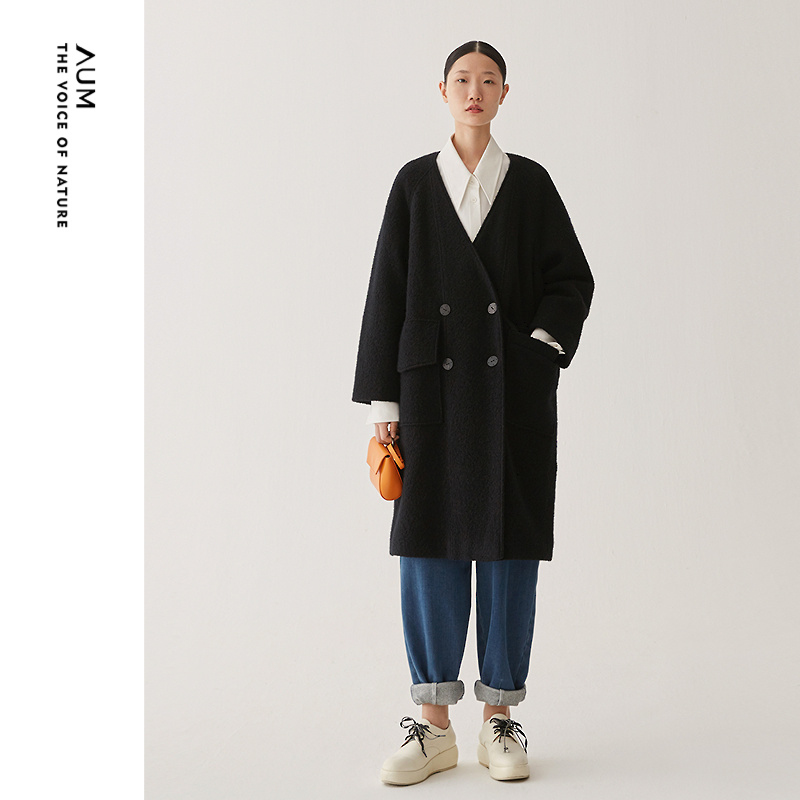 【商场同款】AUM噢姆冬季精纺羊毛呢双排扣中长款宽松黑色大衣女