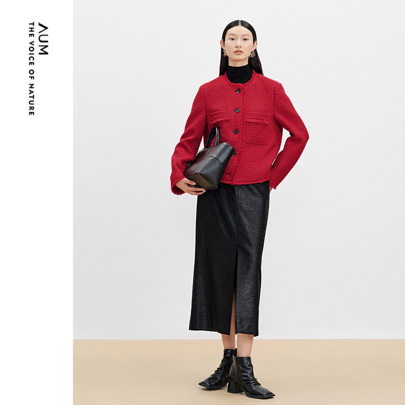 【商场同款】AUM噢姆2025年冬季新款优雅圆领肌理感小香风外套女