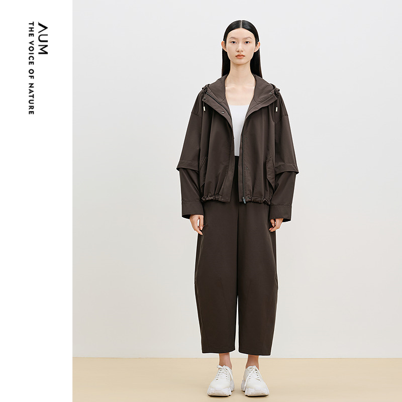 【轻松套装】AUM噢姆秋季连帽宽松拉链调节外套休闲直筒裤长裤女