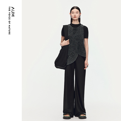 【天猫臻选】AUM噢姆春季时尚艺术镂空肌理盘绳绣黑色马甲背心女