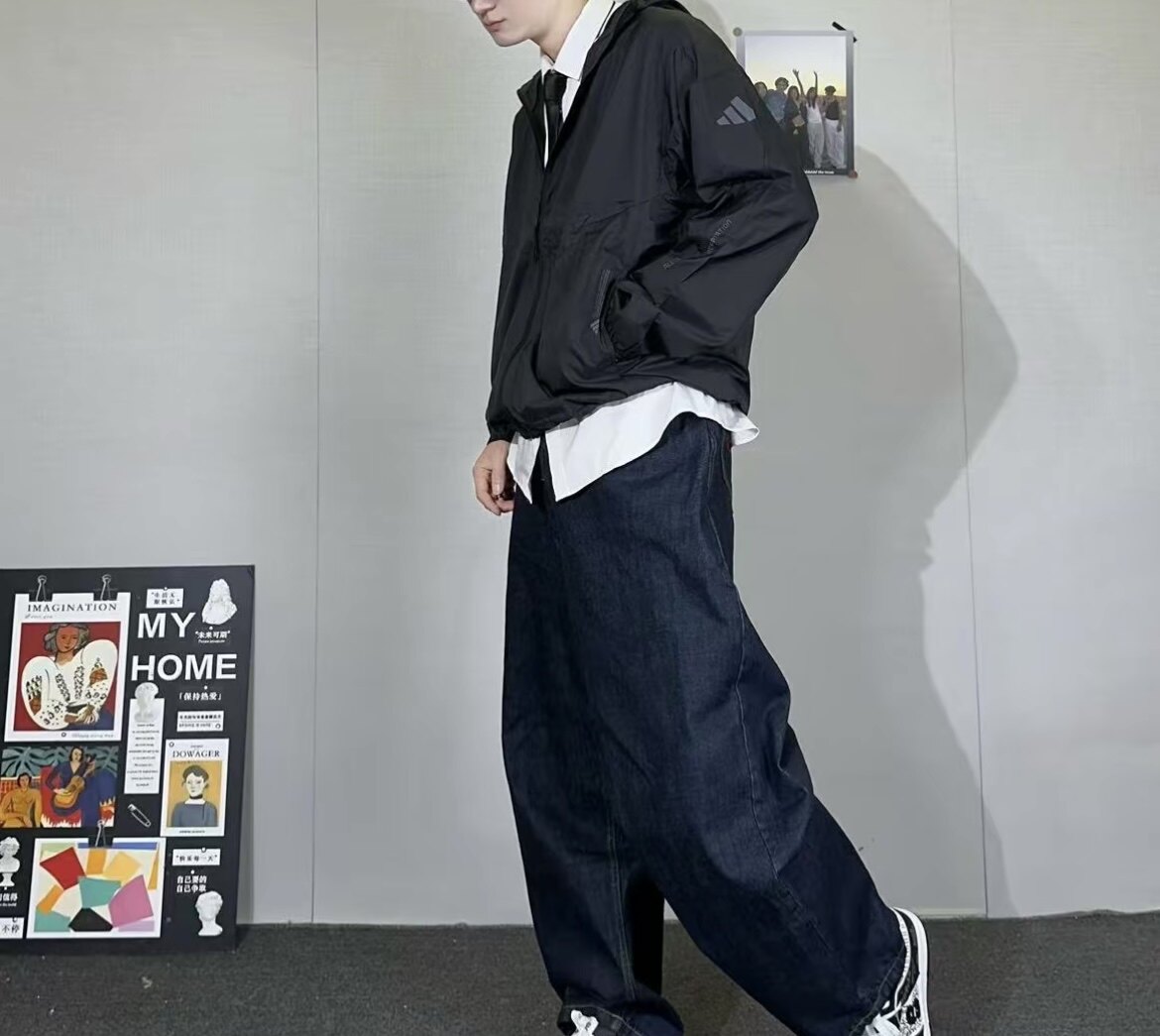 adidas CITYLIGHTWEIGHT 连帽休闲运动时尚夹克 男款 黑色JZ8401