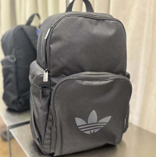 阿迪达斯双肩包背包休闲包大容量书包JD5522