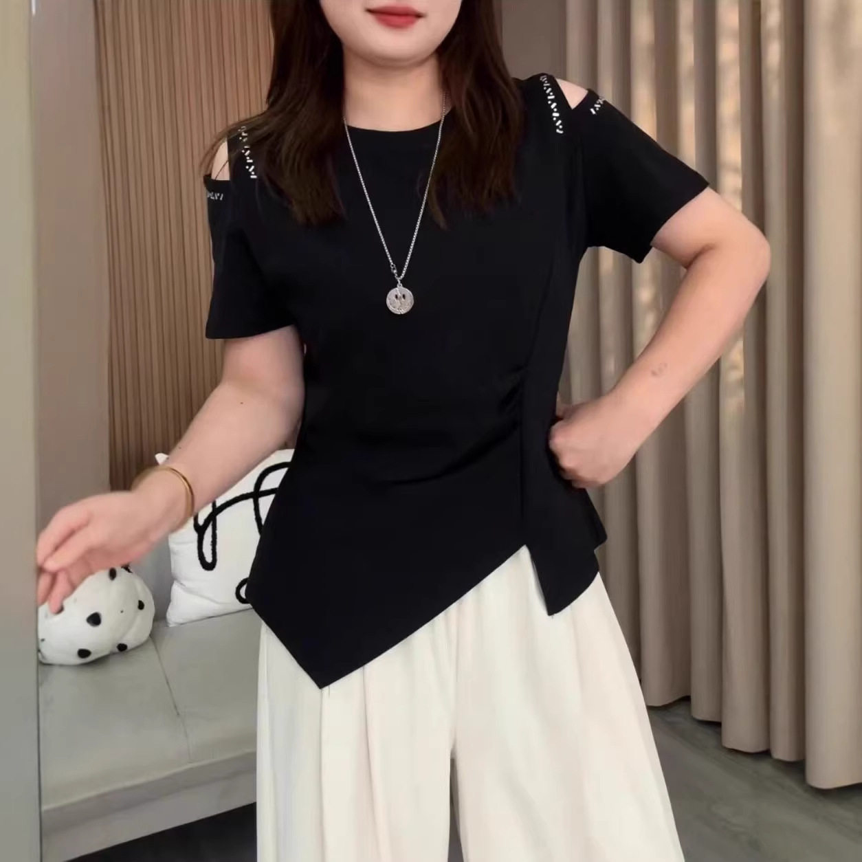 【大码女装】纯棉镂空不规则露肩短袖T恤女夏季新款洋气百搭上衣