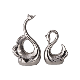 轻奢现代陶瓷电镀天鹅摆件创意极简客厅电视柜酒柜隔断创意装饰品