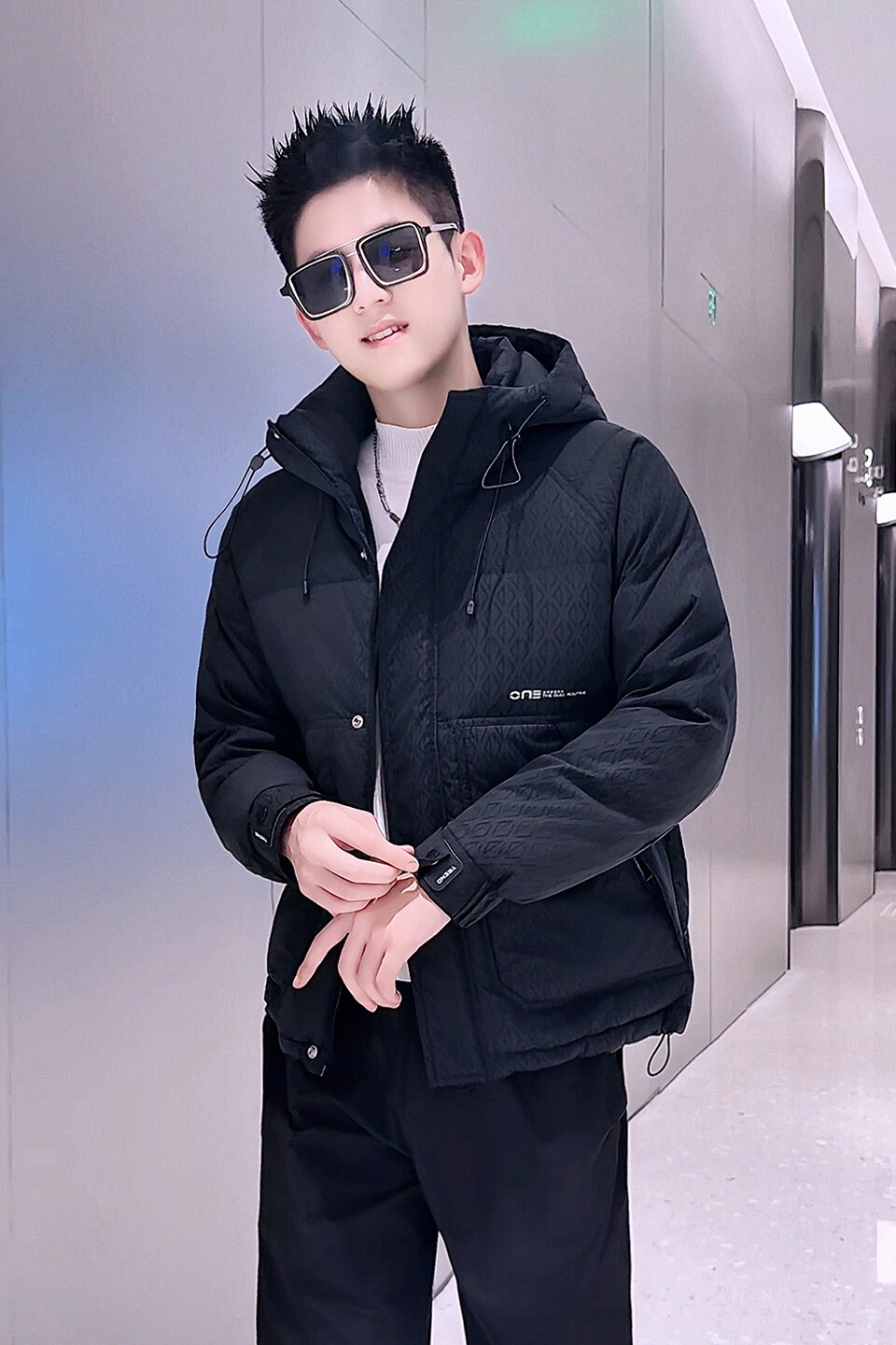 F51-P168-冬季连帽修身保暖棉衣棉服,男装棉衣,电商D319