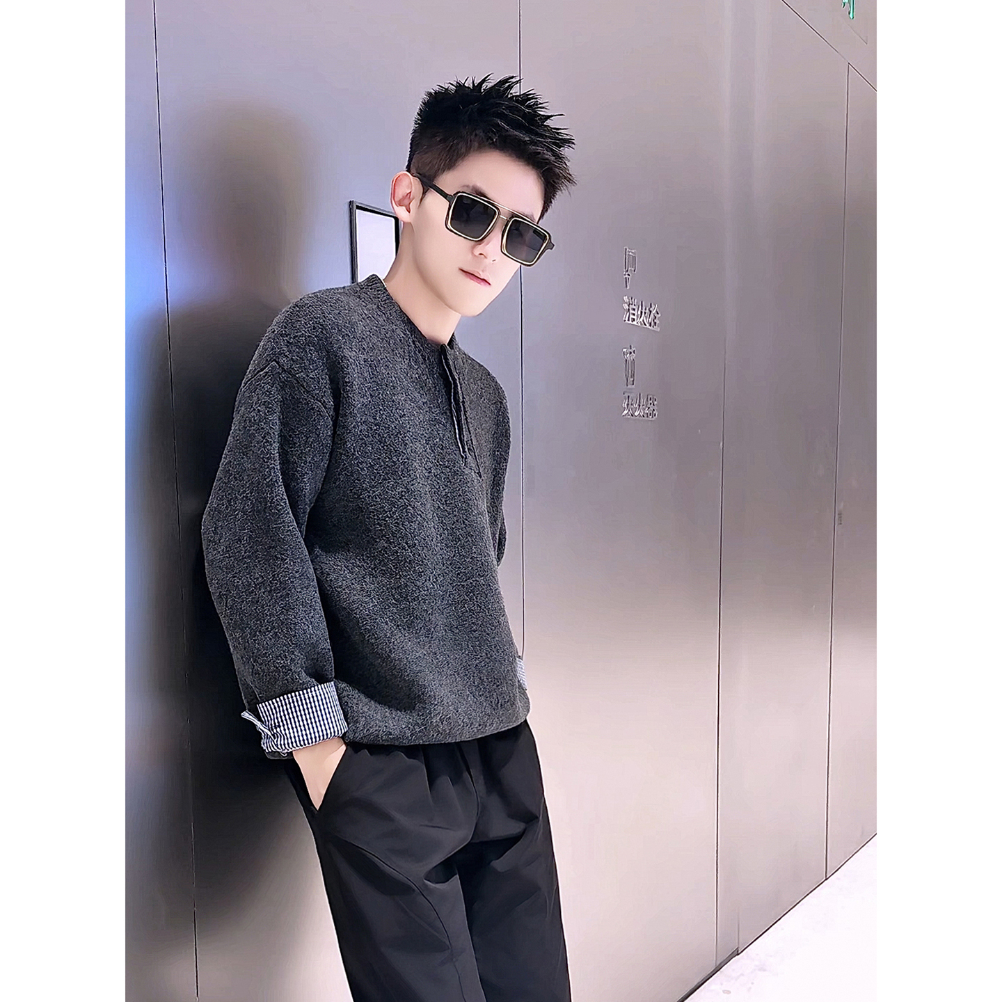 M58-P98高级感潮男假两件圆领针织毛衣外套，男装针织衫/毛衣，电商D319