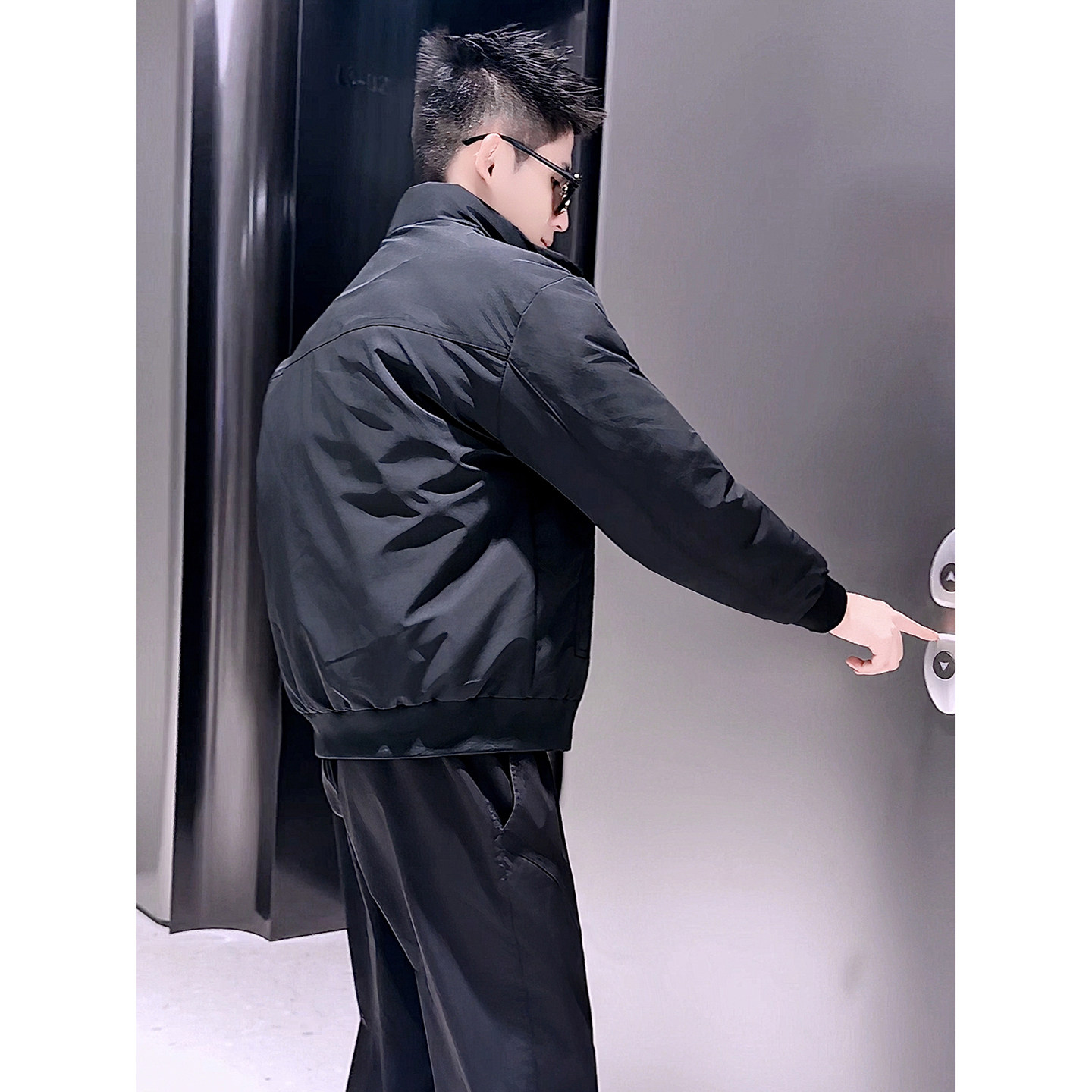 F59-P138冬季新款立领修身简约保暖棉衣外套,男装棉衣,电商D319