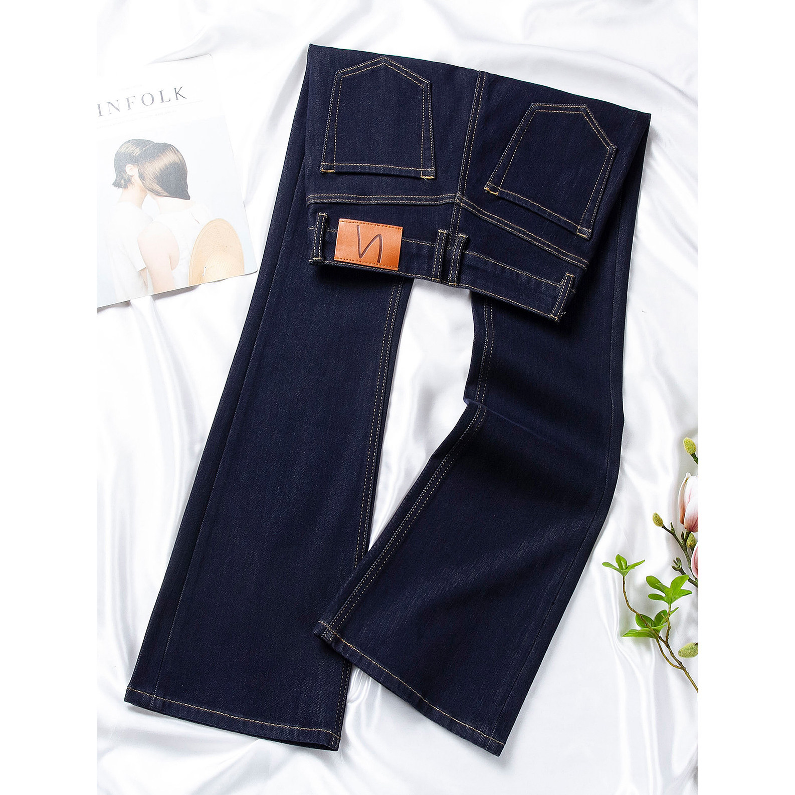 丹宁蓝微喇牛仔裤女长裤春季新款高腰显瘦弹力修身喇叭裤加长显高