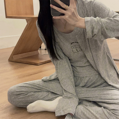 2026新款春季睡衣女性感莫代尔小吊带自带胸垫舒适可外穿三件套