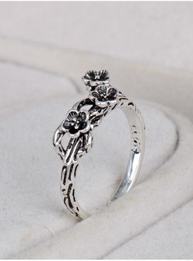 J2小红书同款在逃公主戒指轻奢小众小仙女开口可调节花儿朵朵指环