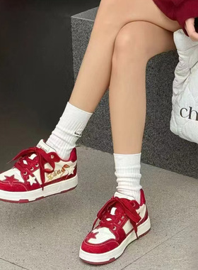 芭笛尔2026春季新款红色板鞋女系带百搭平底休闲运动鞋女鞋40490