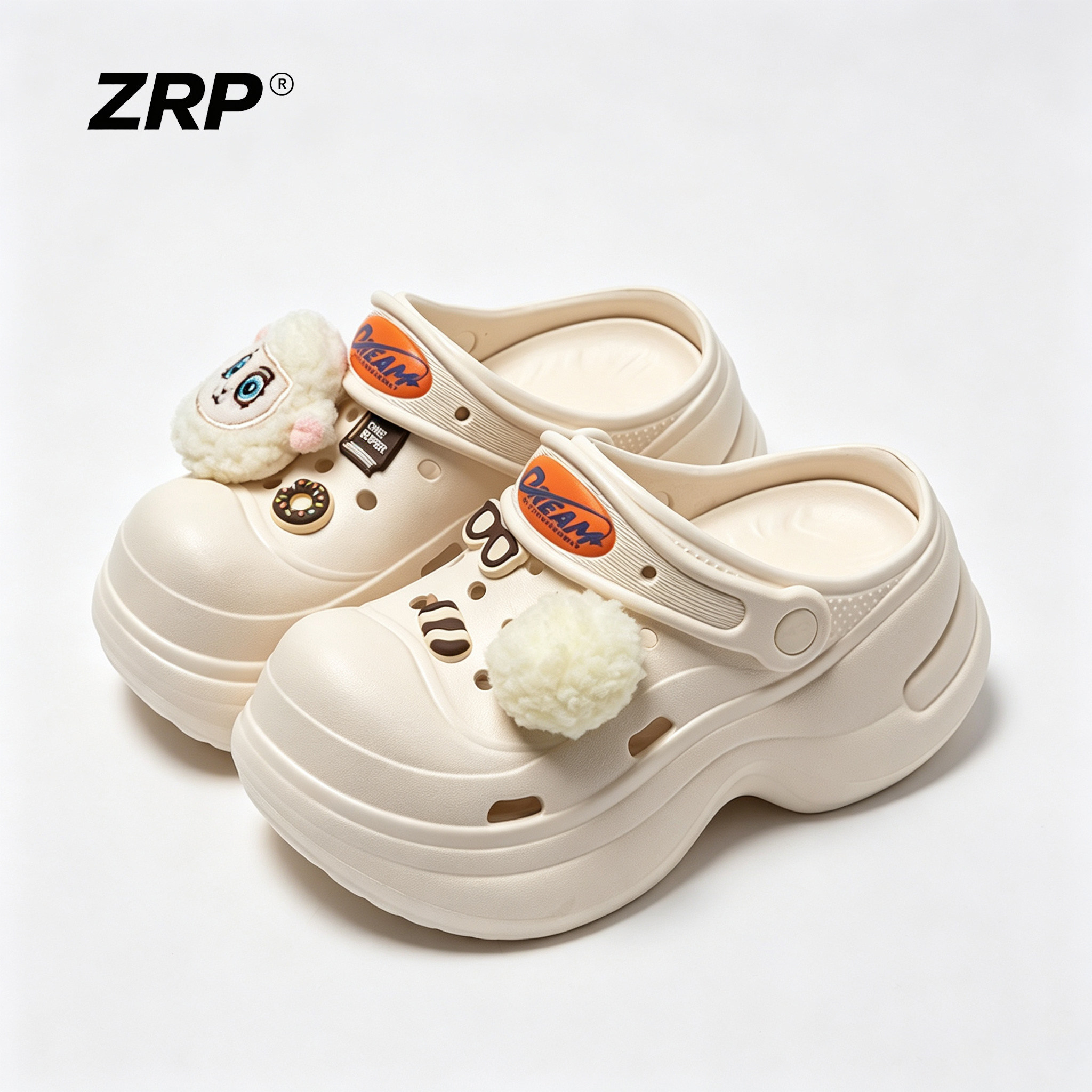 ZRP洞洞鞋女可爱卡通DIY个性配饰明星同款联名洞洞鞋外穿图片