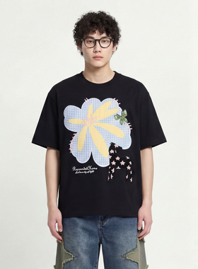 From Mars Splendid flowers blooming short-sleeved T-shirt