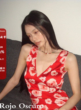 Rojo Oscuro智惠美人缎面深V领性感度假正红色印花系带气质连衣裙