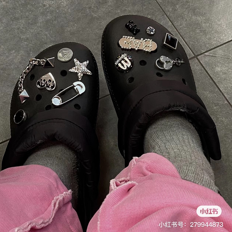 小红书金属水钻洞洞鞋鞋花