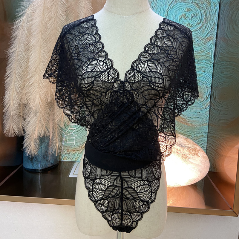 欧美风性感超薄蕾丝黑色深V透视