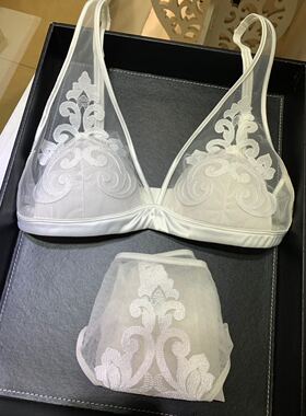 性感白色纯洁内衣套装女士文胸罩无钢圈透明蕾丝1