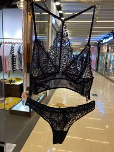 轻奢法式 超薄蕾丝女士无钢托前扣美背大胸变小透明小胸性感单文胸