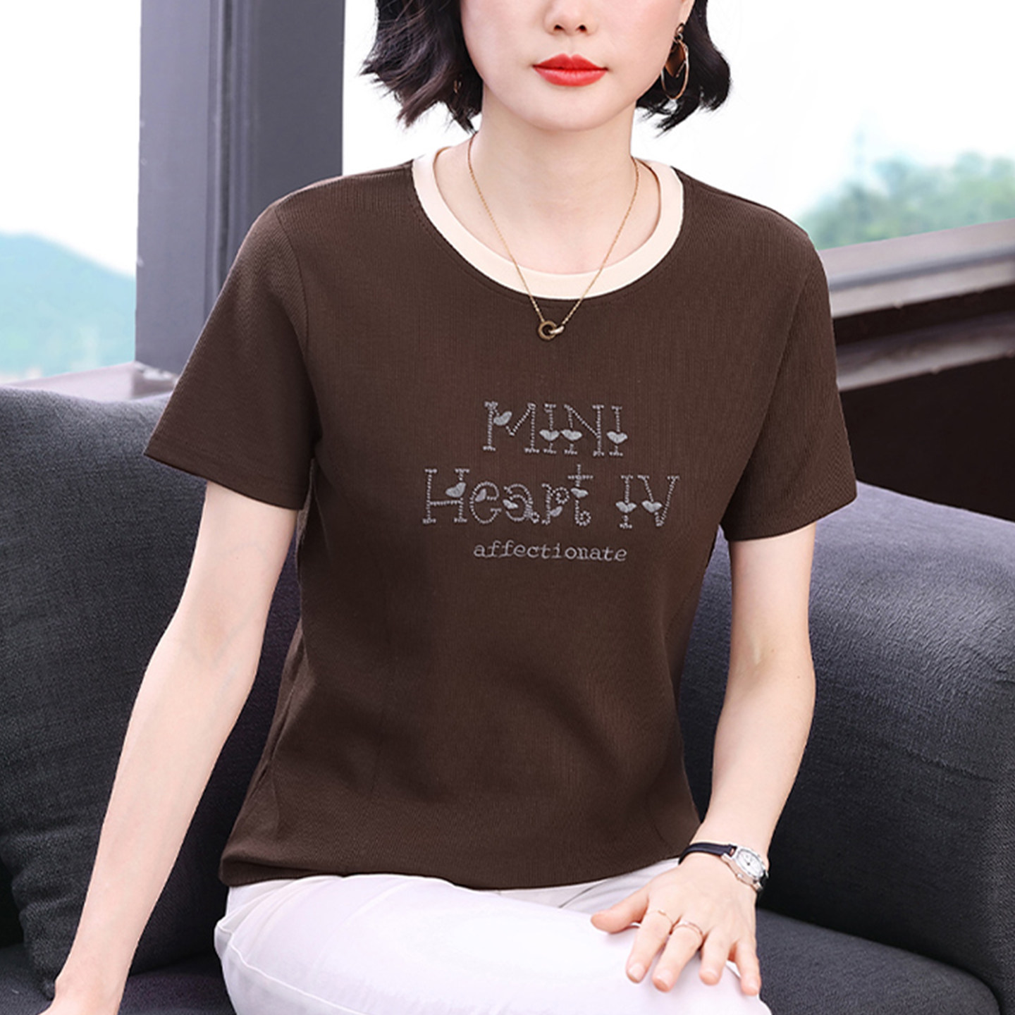 撞色圆领短袖T恤女春季刺绣宽松大码套头休闲女士气质时尚小衫女,女装/女士精品,T恤,淘宝优惠券,粉丝福利购,淘宝优惠卷