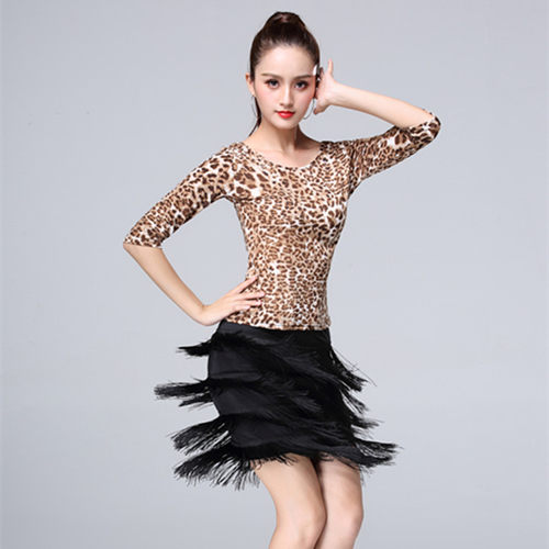 服装演出新款圆领中袖流苏拉丁舞