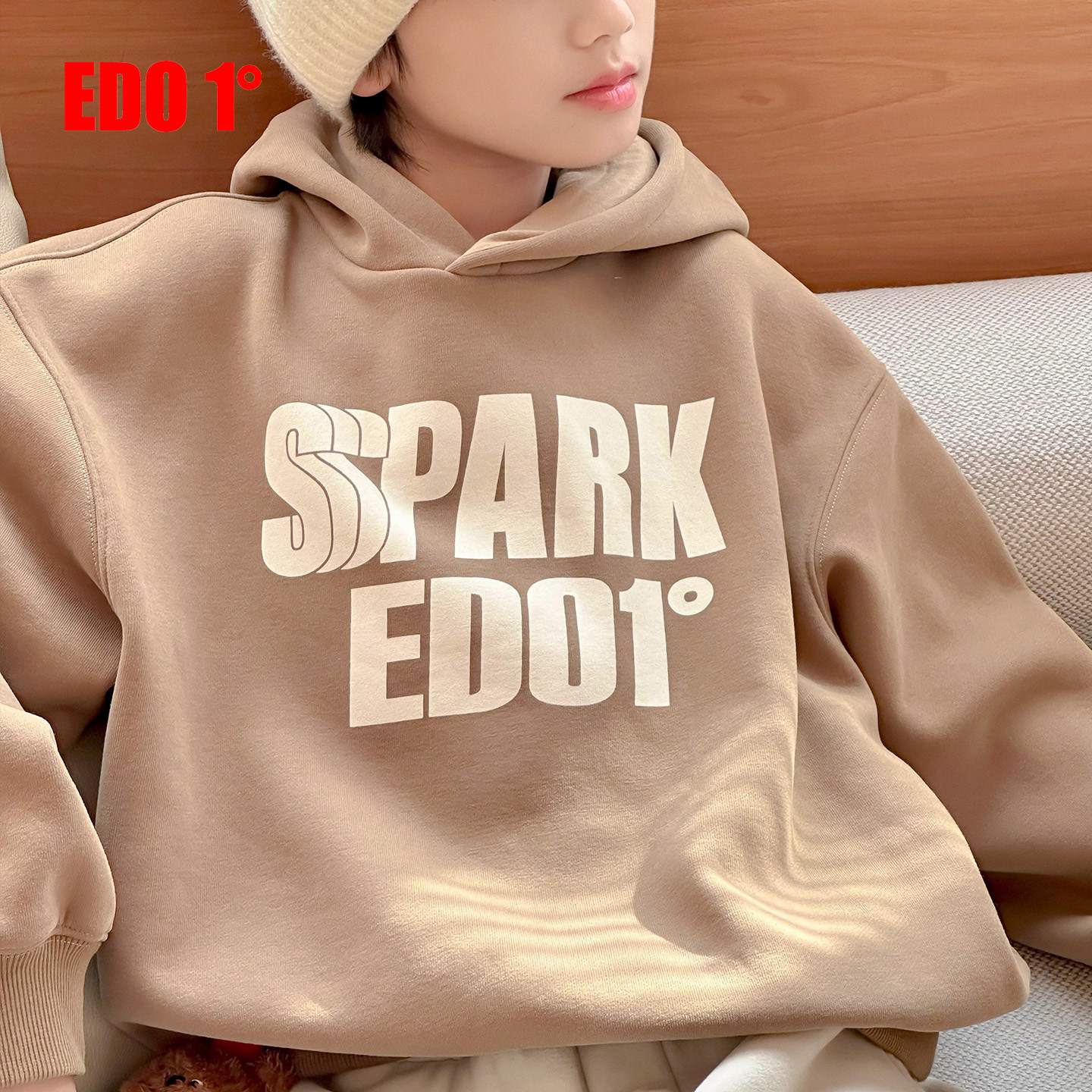 edo一度童装25年冬新款男女童字母印花加绒连帽卫衣儿童保暖上衣