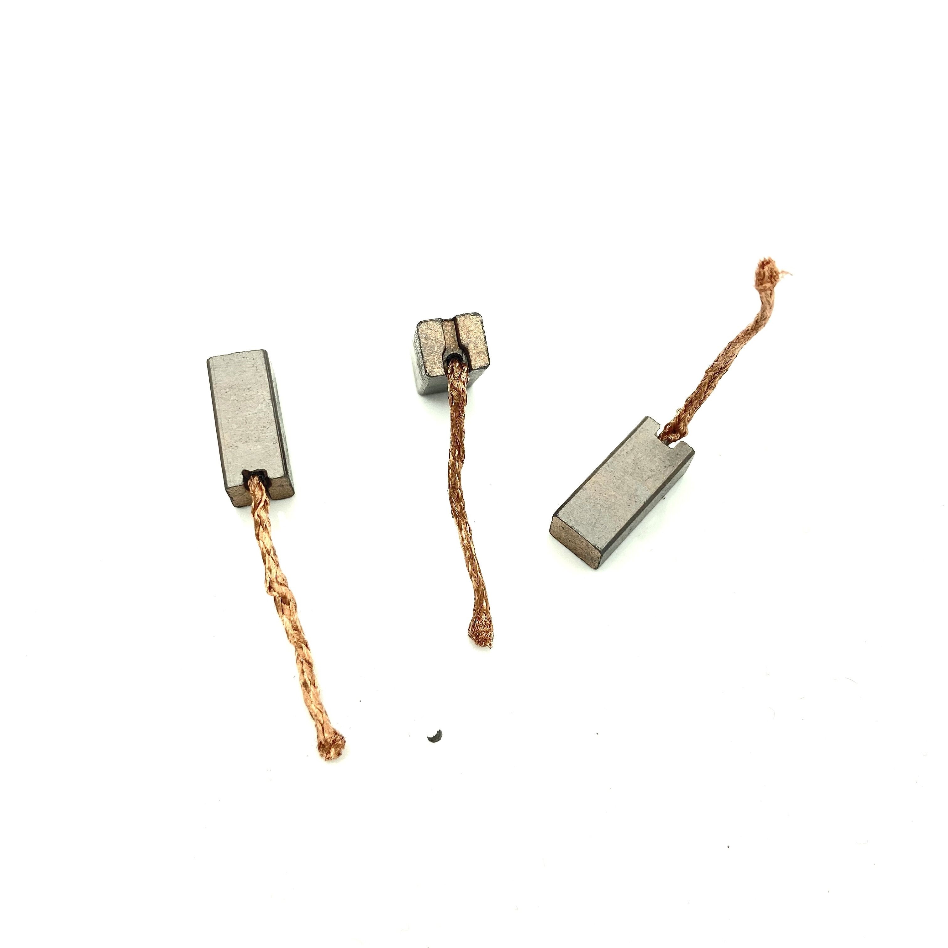 适用途安悦翔风扇风机含铜碳刷7X8汽车散热明锐五菱宏光赛欧电刷