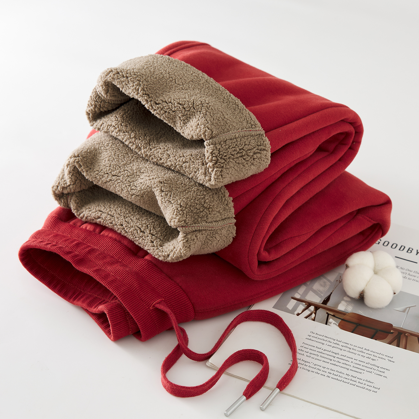 红色加绒加厚羊羔绒卫裤女