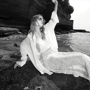 ibudu2025夏季新款休闲白衬衫口袋宽松翻领衬衣开衫女