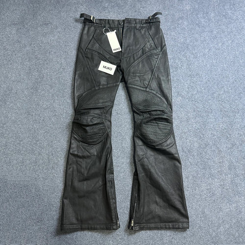 盔甲拼接褶皱廓形微喇叭牛仔裤男