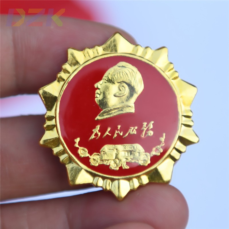 毛主席像章徽章胸章头针礼品为人民服务菱形故居纪念章直径3.5Cc9