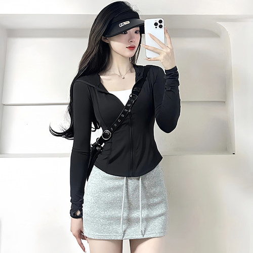 黑色冰丝防晒衣女夏季薄款户外V修身瑜伽服紧身短外套上衣0327e