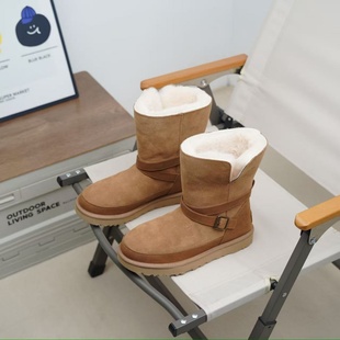 雪地靴圆头保暖平底搭扣栗色1174513 Novelty CHE Classic UGG正品