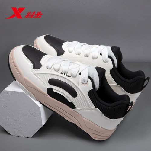 特步男鞋板鞋空军一号小白鞋冬季皮面防水男士休闲鞋子运动鞋男款