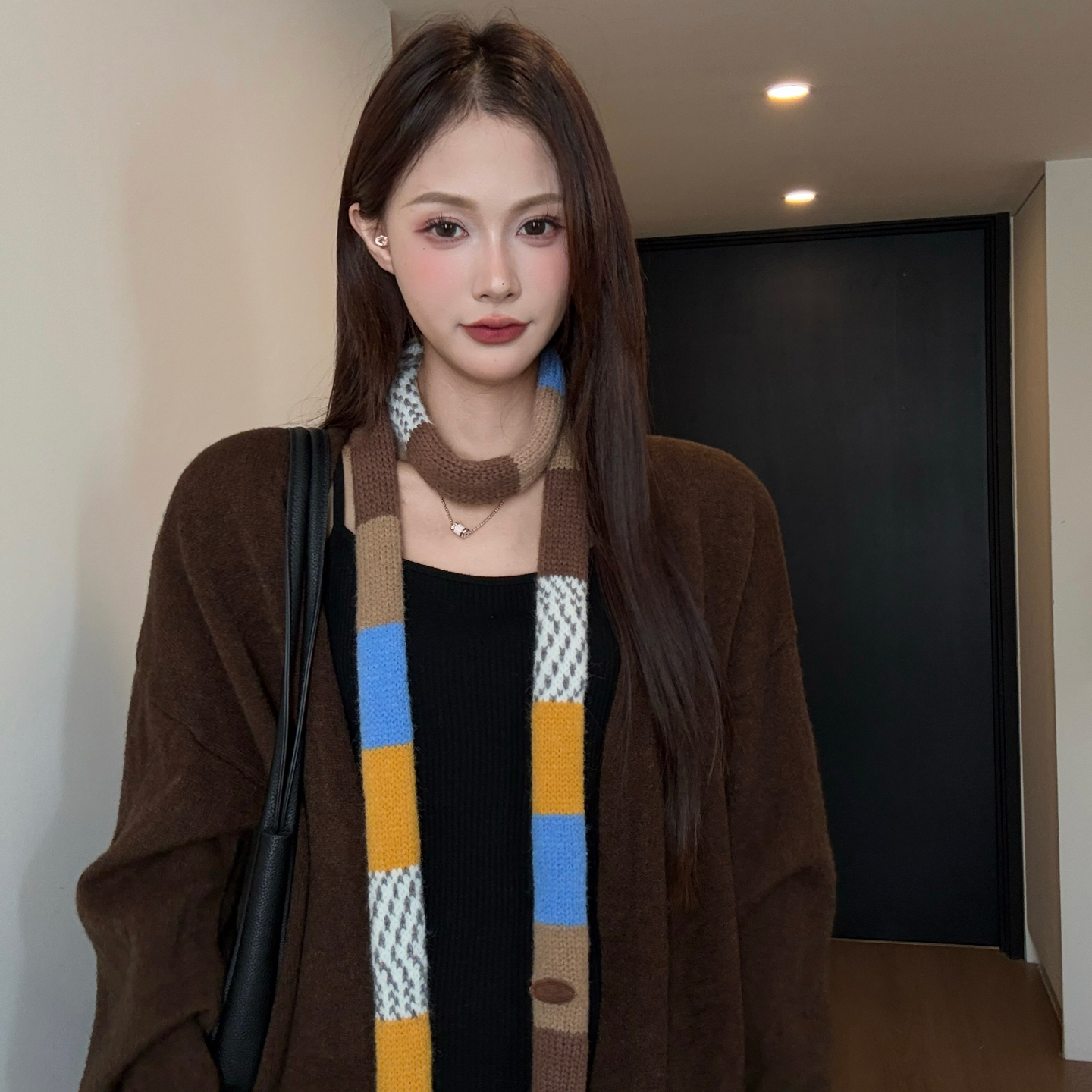 氛围感长款细窄彩色条纹针织围巾