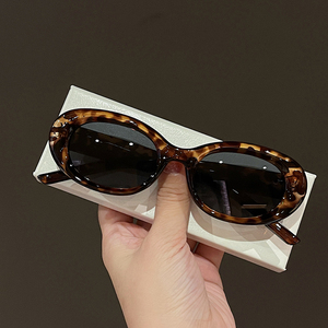 眼镜女防紫外线墨镜椭圆豹纹透明镜框太阳镜个性潮流凹造型神器