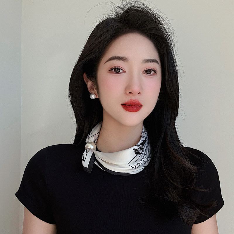 夏季薄款遮脖子磁吸扣颈饰小长条图片
