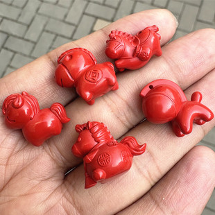 朱砂红砂高含量生肖马小挂坠通孔卡通马手链吊坠配件diy饰品