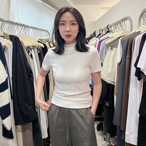 白色气质小立领短袖T恤女夏季新款修身显瘦打底衫洋气高级感上衣