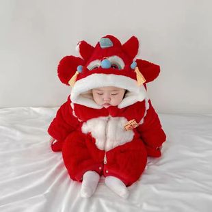 小月龄外出抱抱服冬加绒加厚新年服喜庆婴儿冬装宝宝连体衣外穿超