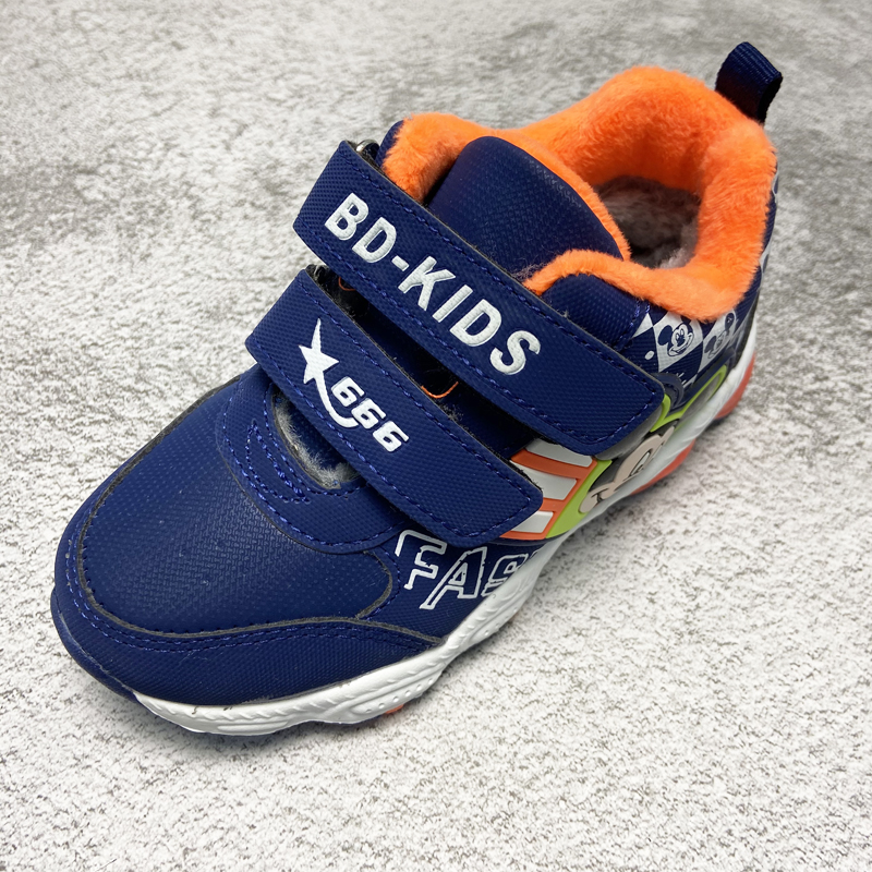 加厚皮面防水保暖比迪童鞋男童