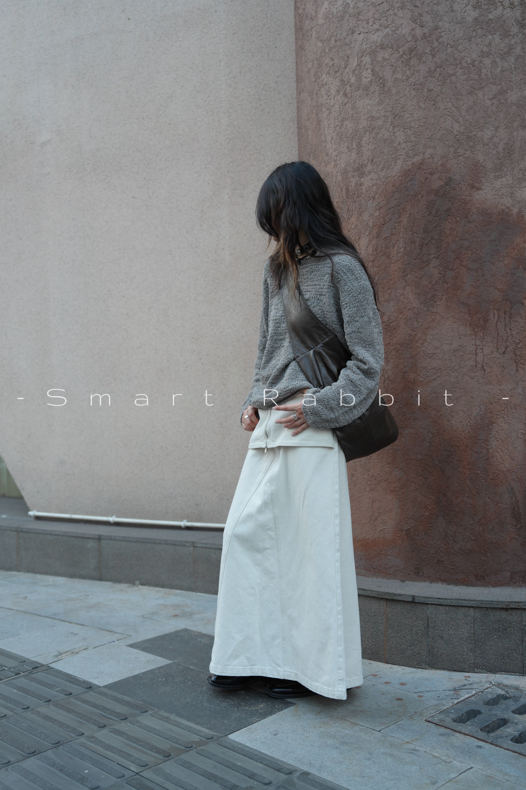Smart rabbit ｜韩版宽松慵懒风灰色羊毛氛围感套头针织毛衣女