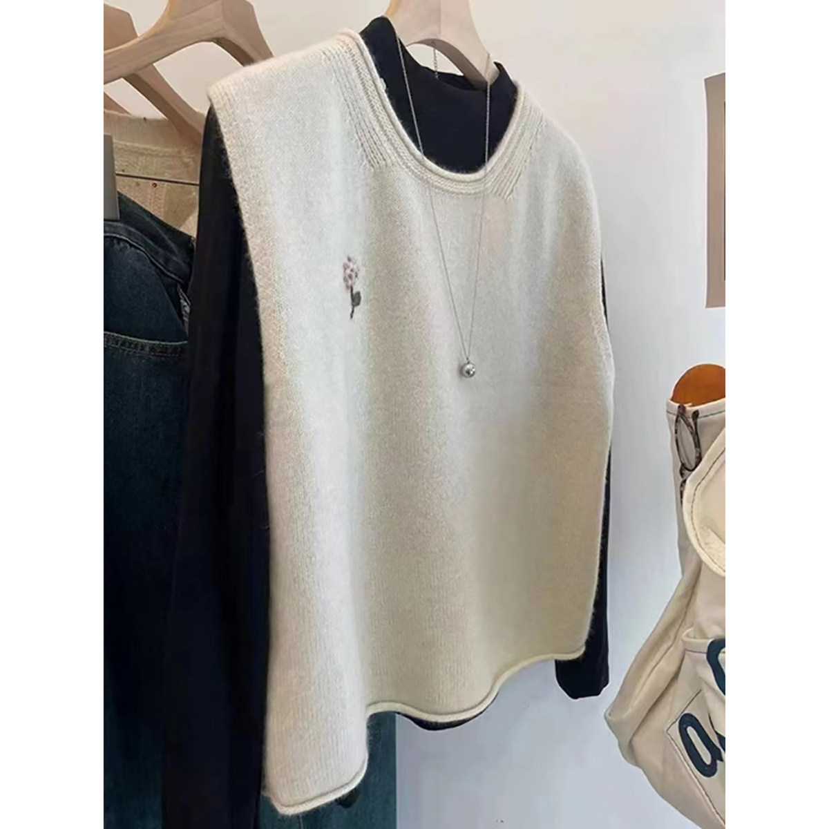 小花简约休闲宽松针织衫马甲上衣韩系穿搭秋冬新款叠穿毛衣女背心