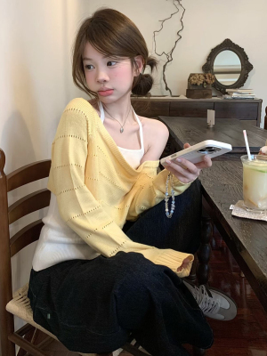 黄色针织短款罩衫女2025秋装巨好看早秋韩系氛围感穿搭两件套上衣