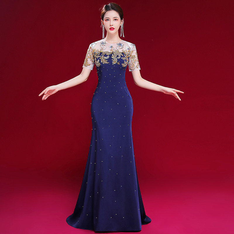 主持人礼服高级感显瘦独唱演出服图片