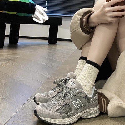 NewBalanceNB女低帮增高休闲鞋