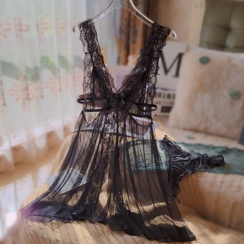 夏季超薄蕾丝深V美背吊带睡裙