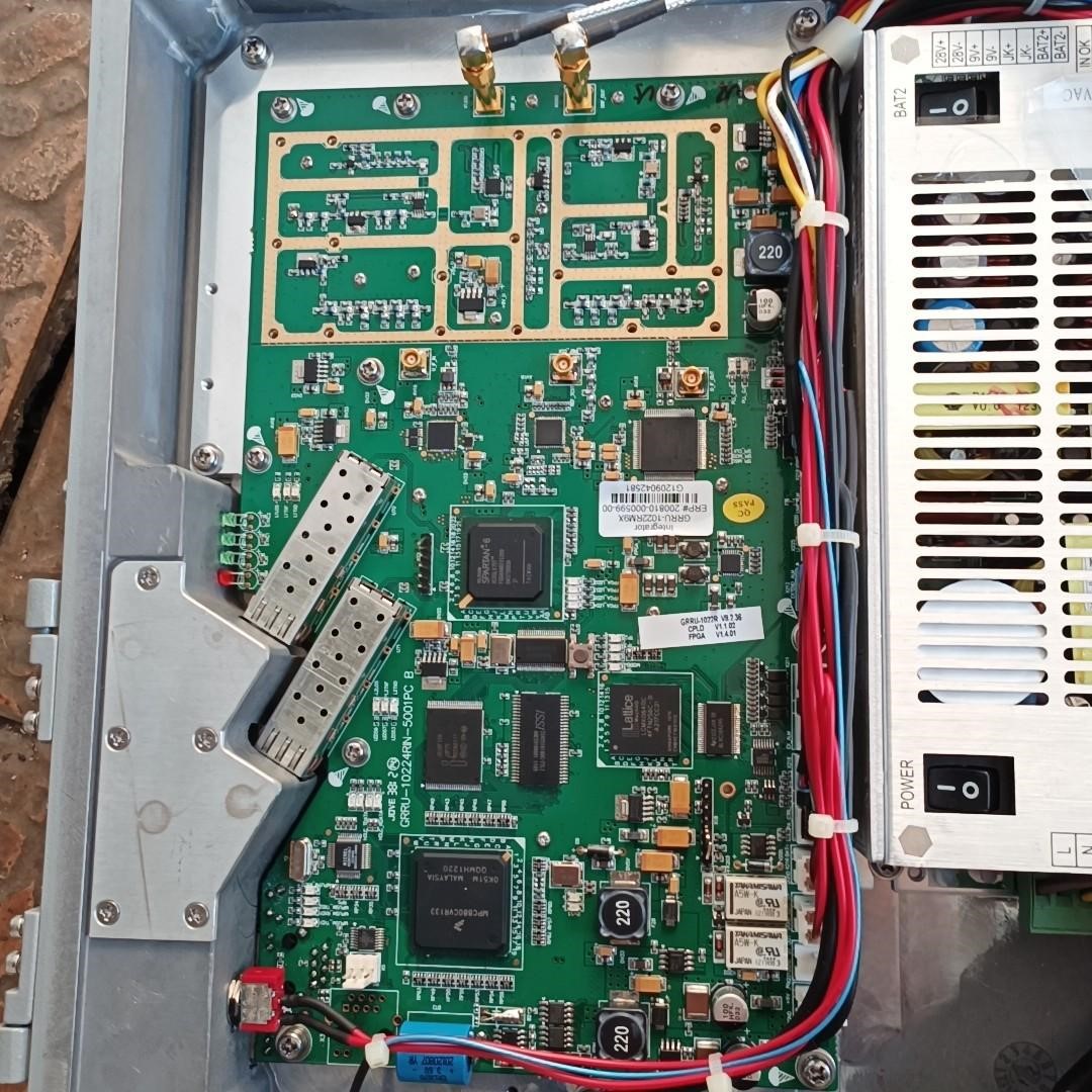 赛灵思XC6SLX75TFGG484飞思卡尔MPC880CV